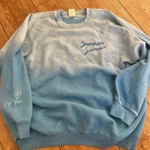 I stole my boyfriend’s shirt - ombré sweatshirt